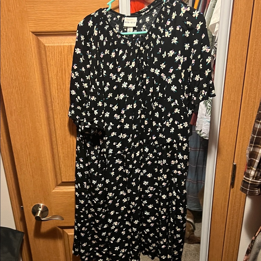Ava & Viv Black Floral Dress